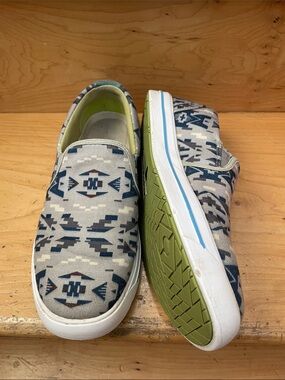 PENDLETON | Slip On | Aztec | Patterned | Sneaker| Loafer | Shoe | Size 8